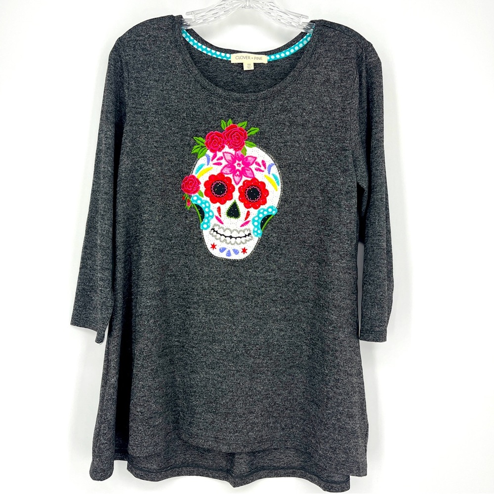 Clover + Pine Rose Skull Top Gothcore 3/4 Sleeve Grey Scoop Neck Size Medium